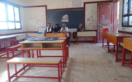 تدشين البرنامج التدريبي لتطوير المنح المدرسية بمدرسة الصمود للبنات في مديرية الملاح