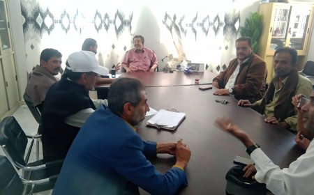 مدير عام مديرية لودر يزور مستشفى لودر العام ويدعو لدعم القطاع الصحي