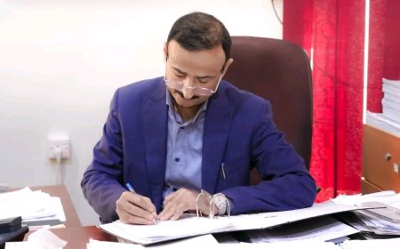 المحافظ بن الوزير يصادق على عقد تنفيذ مشروع تأهيل المدخل الغربي لمدينة عتق – المرحلة الثالثة