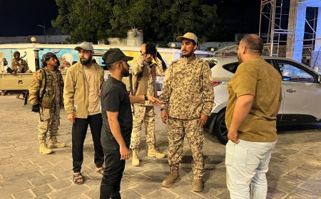 مدير عام صيرة يستقبل قوات العمالقة استعدادًا لانتشارها في المرافق والمواقع الحيوية بعدن