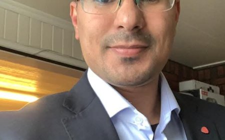 رئيس الجالية الجنوبية في النرويج يجدد دعمه للرئيس الزُبيدي ويؤكد استمرارهم في النضال الوطني