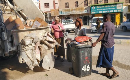 أستمرار أعمال النظافة اليومية بمدينة القطن