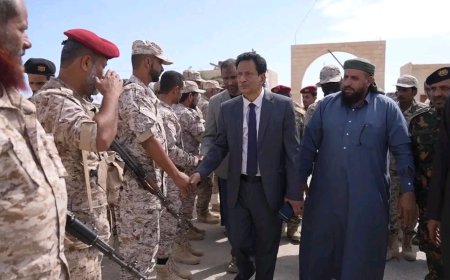 محافظ المهرة يتفقد جاهزية وحدات محور الغيضة ويؤكد أهمية التنسيق للحفاظ على الأمن والاستقرار