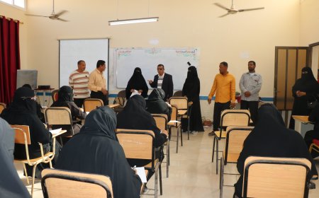 بلفاس يتفقد سير الاختبارات النصفية بالمعاهد التقنية والمهنية بالمكلا