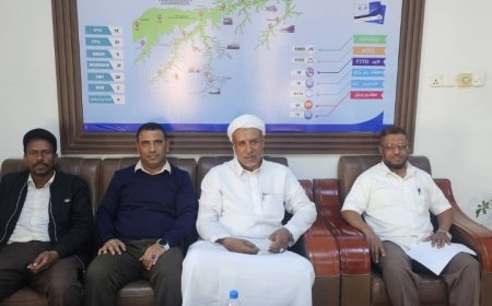 مدير عام السوم السماحي يلتقي بمدير عام مؤسسة الاتصالات بالوادي والصحراء