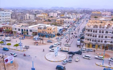 ضبط متهمين بتزوير عملة أجنبية في عتق وضبط مبلغ مالي مزوّر