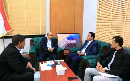 محافظ حضرموت يلتقي قيادة قطاع التلفزيون والإعلام بديوان المحافظة ويؤكد أهمية تطوير الرسالة الإعلامية وتعزيز دورها الوطني