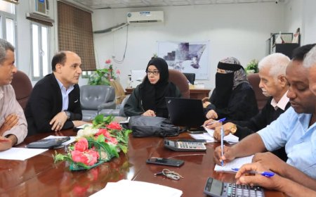 مدير عام دارسعد يناقش مع مدير عام مكتب التخطيط والتعاون الدولي بعدن البرنامج الاستثماري لعام 2026