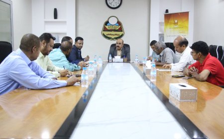 لقاء بين تربية ساحل حضرموت وكتلة التعليم بمحور حضرموت - مأرب يبحث تعزيز الشراكة الفاعلة والتدخلات النوعية في القطاع التربوي والتعليمي