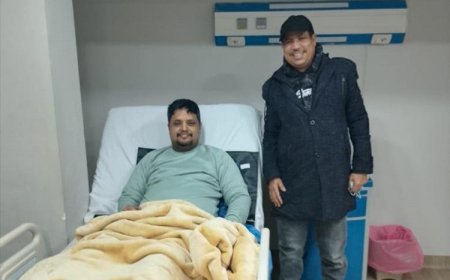 باشبيب يطمئن على صحة رئيس جامعة المهرة الدكتور انور كلشات