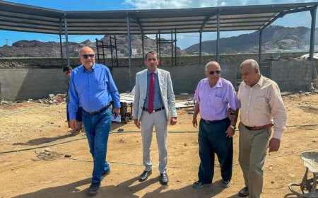 الوكيل الغتناني يتفقد سير عمل مشروع إعادة تأهيل المحجر البيطري في عدن