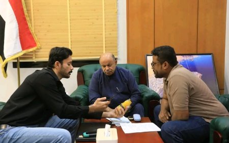 محافظ حضرموت يطلع على آلية عمل تطبيق (ميثاق) لضبط الأسعار قبيل تدشينه