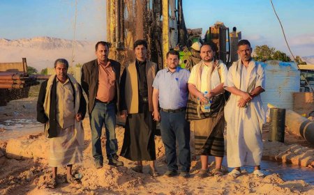 برعاية المحافظ بن الوزير تدشين استكمال حفر بئر ارتوازية لمشروع مياه جول الريدة