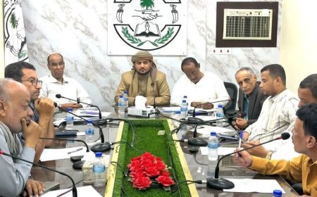 اجتماع استثنائي لقيادات مؤتمر حضرموت الجامع بالوادي والصحراء يشيد بمواقف حلف القبائل ويثمّن جهود المحافظ الخنبشي ودعم الأشقاء في السعودية