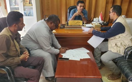 مدير عام مديرية القطن يرعى توقيع توريد و تركيب منظومة طاقة شمسية مركز فاطمة بابطين لرعاية مرضى الفشل الكلوي بالمديرية