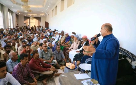 عضو مجلس القيادة الرئاسي محافظ حضرموت يلتقي قبائل نوح وعددًا من المناصب والمشايخ والمقادمة