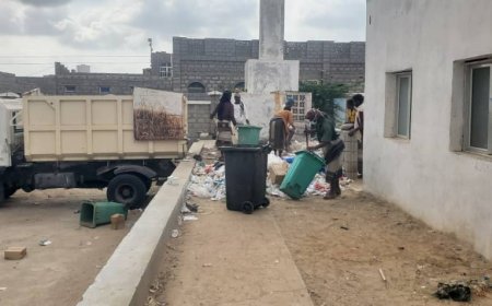 المدحدح يشكر مدير صندوق النظافة بأحور على تعاونه الدائم لنقل القمامة من حرم المستشفى