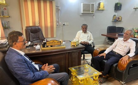 باضروس يبحث مع مدير عام دوعن أوضاع فرع مكتب الشؤون الاجتماعية بالمديرية