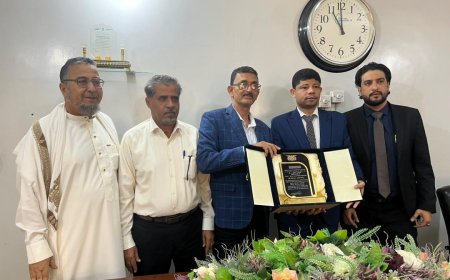 باضروس يلتقي قيادات مؤسسة العوامر ونقابة المهندسين بحضرموت ويبحث تعزيز التعاون التنموي