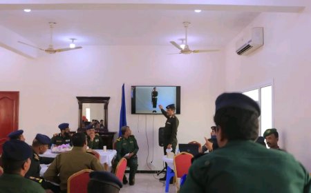 كلية الشرطة حضرموت تنظم ورشة عمل حول " الجودة في تطبيق الحركات النظامية للتعليم الأولي"