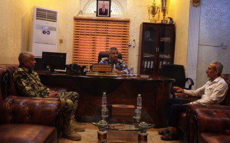 المدير العام للأمن والشرطة بساحل حضرموت يبحث مع مدير عام مديرية دوعن جهود تعزيز الأمن والاستقرار بالمديرية