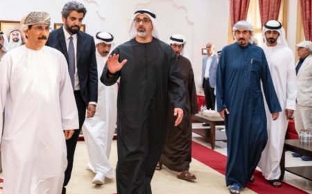 ولي عهد أبوظبي يقدّم واجب العزاء في وفاة الرئيس الجنوبي الأسبق علي سالم البيض