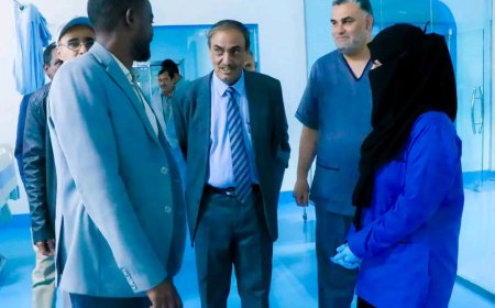 هشله يؤكد استمرار خدمات هيئة مستشفى شبوة ورفع مستوى الرعاية الطبية المقدمة