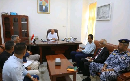 عضو مجلس القيادة محافظ حضرموت يبحث تعزيز أمن موظفي الأمم المتحدة والمنظمات الدولي بالمحافظة