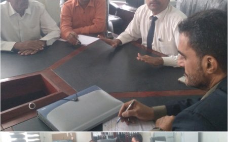 مدير عام تربية أبين يترأس اجتماعاً لرؤساء الشعب ومدراء الإدارات بمكتب التربية والتعليم بالمحافظة