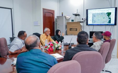 اجتماع لمناقشة إعداد قاعدة بيانات مكانية باستخدام نظام (GPS) بمحافظة عدن