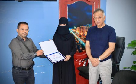 الجاوي يشهد تكريم طلاب الخدمة الاجتماعية بعد استكمال تطبيقهم العملي بصندوق الرعاية الاجتماعية بالمعلا