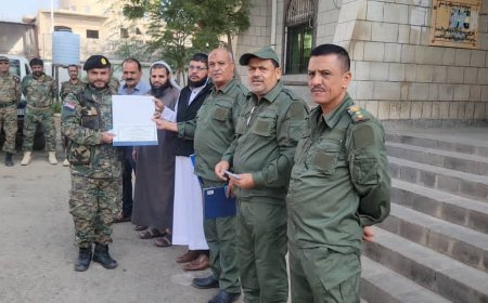 تكريم ( 3 ) جنود من شرطة الشعب بالبريقة نجحوا بضبط متهمين في قضية إختطاف طفلة من الحديدة إلى عدن