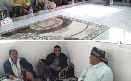 مدير عام حبان يطمئن على الحالة الصحية للأستاذ ناصر سالمين بمنزله في الروضة بعد عودته من رحلة علاجية ناجحة 