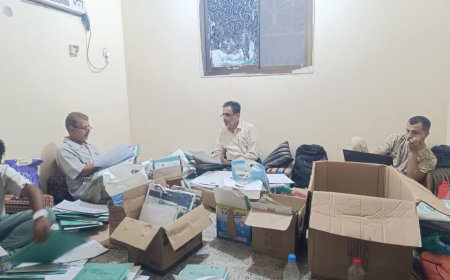 مكتب الشهداء والجرحى بمحافظة أبين يعمل بصمت ويحقق إنجازات بإدراج (420) ملف شهيد رغم شح الإمكانيات