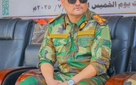 مدير أمن أبين يعزي في وفاة العميد مبروك يسلم بن جنه