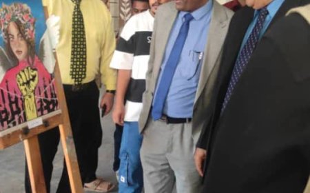 كلية الآداب بجامعة عدن تحتضن معرض السلام الفني