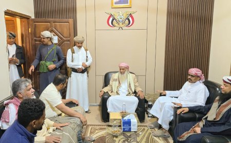 مرجع قبيلة نهد ورئيس هيئة الحكماء "الحكم بن عجاج" يزور مصلحة شؤون القبائل ويبارك للشيخ "التميمي" نيل الثقة