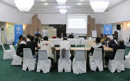 الوكيل الجيلاني يدشن بالمكلا اللقاء التشاوري لمشروع المساعدات الطارئة التابع لبرنامج الأغذية العالمي