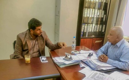 مدير وقاية النبات بوزارة الزراعة يلتقي مدير مكتب الزراعة بالمهرة لبحث نشاط المنافذ والمحاجر بالمحافظة