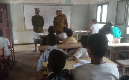 مدير مكتب التربية والتعليم بمديرية مودية  يتفقد سير العملية التعليمية في عدد من المدارس