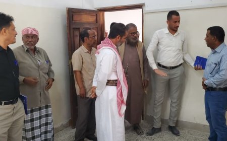 مدير عام المؤسسة العامة للإتصالات العامة بالوادي والصحراء يتفقد فرع مؤسسة الإتصالات بالمديرية