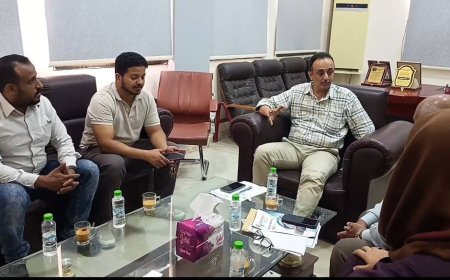 القائم بأعمال صحة عدن يؤكد السعي لتخفيف معاناة المرضى ذوي الدخل المحدود عبر مخيمات طبية مجانية