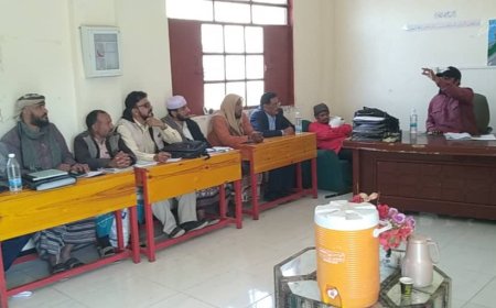 فريق التوجيه الفني يزور مدرسة القعيطي بنين بلبعوس