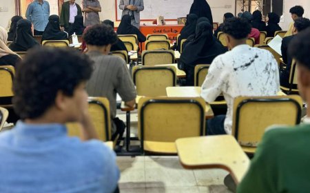 كلية اللغات والترجمة بجامعة عدن تدشن الفصل الدراسي الثاني