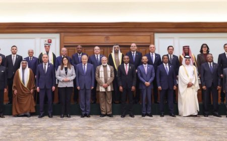 رئيس وزراء الهند يستقبل رؤساء الوفود العربية بحضور مصطفى نعمان