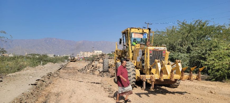 المدير العام لمديرية لودر يتفقد سير العمل لمؤسسة الناصر بلودر