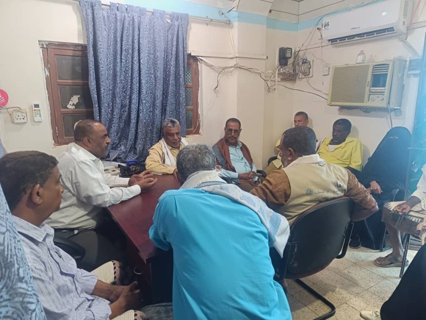 مدير مكتب الصحة بتبن يعقد اجتماعا برؤساء الأقسام لتقييم الأداء الصحي خلال 2025م