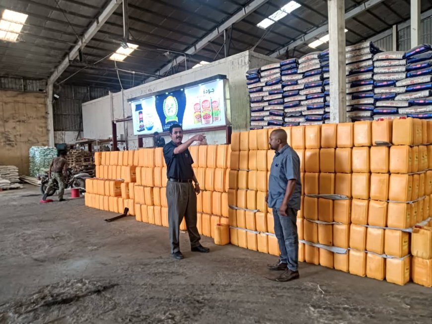 مكتب الصناعة والتجارة محافظة الضالع والغرفة التجارية تدشن العام الجديد بنزول ميداني على كبار التجار في المحافظة