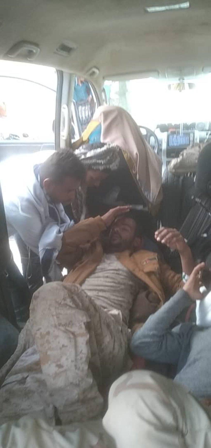 حادث مروري مؤسف يُصيب عددًا من أفراد القوات الحكومية الجنوبية في أحور