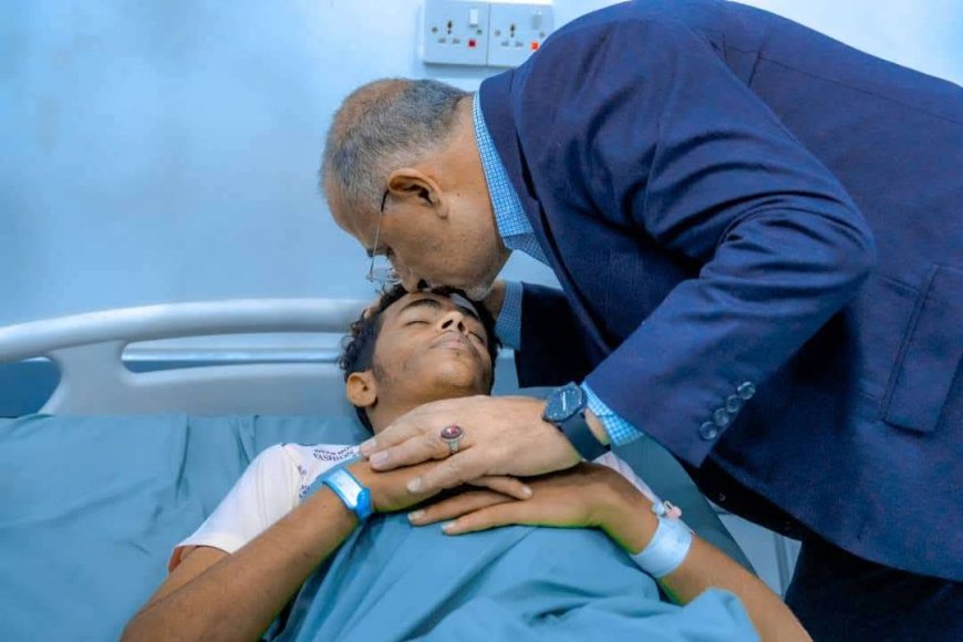 الرئيس الزُبيدي يزور جرحى عملية “المستقبل الواعد” ويطمئن على أوضاعهم الصحية